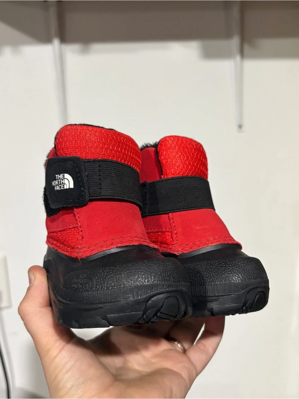 The North Face Kids' Red Insulated Snow Boot Toddler Alpenglow II Size 4